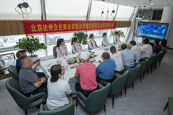 _DSC9990.jpg _DSC9990.jpg